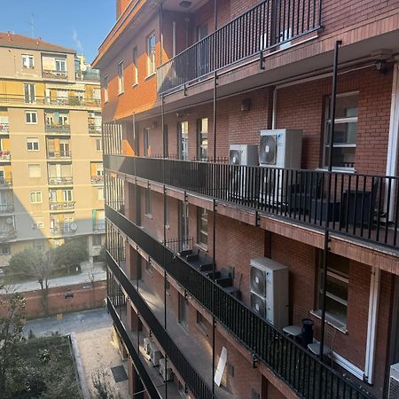 Hotel Giacosa Milan Bagian luar foto