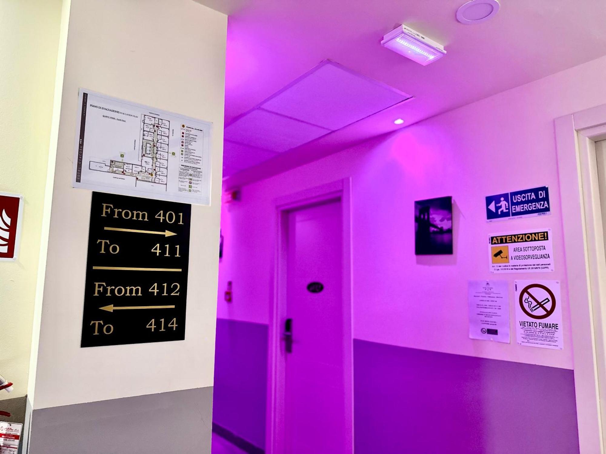 Hotel Giacosa Milan Bagian luar foto