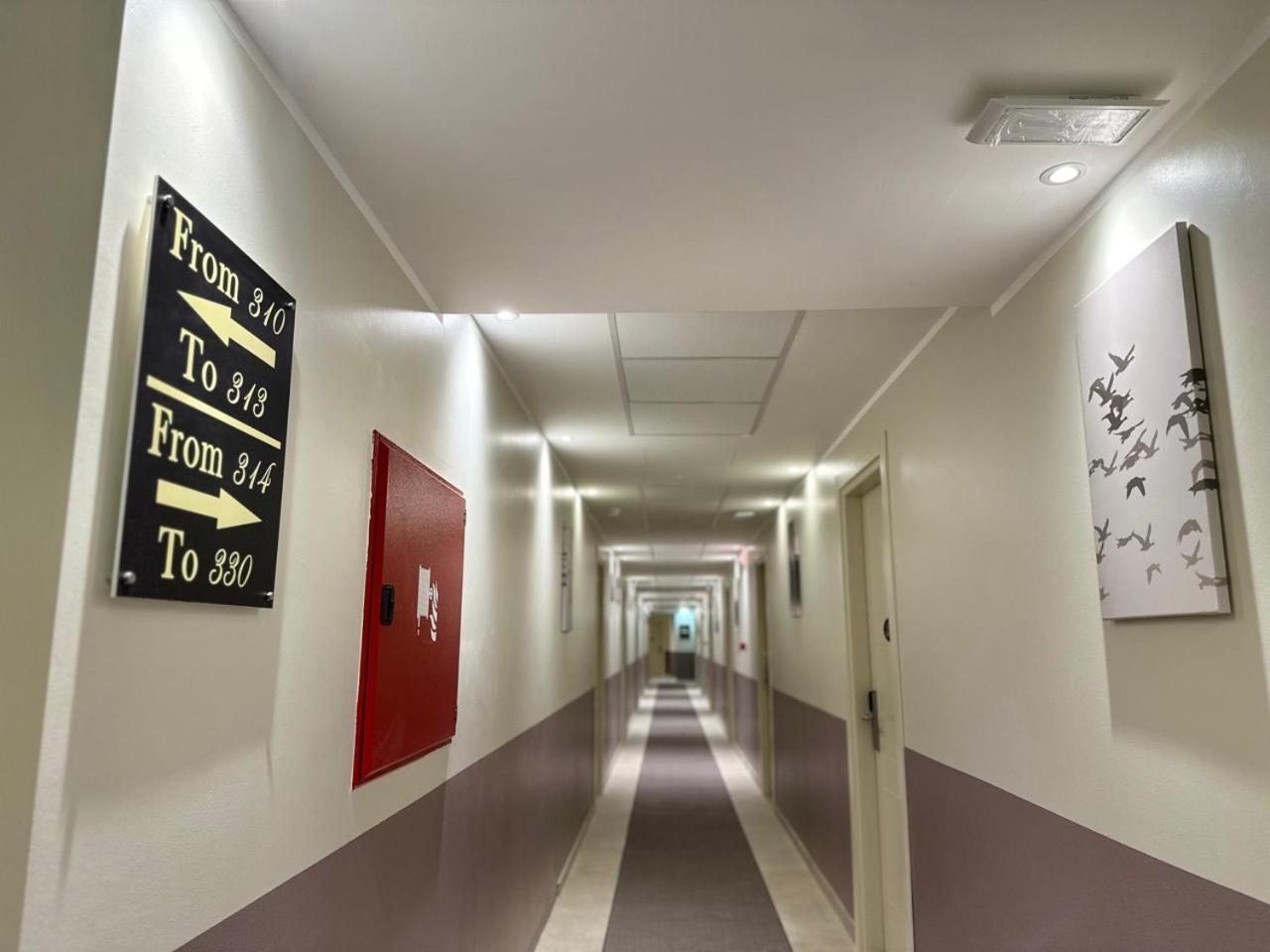 Hotel Giacosa Milan Bagian luar foto