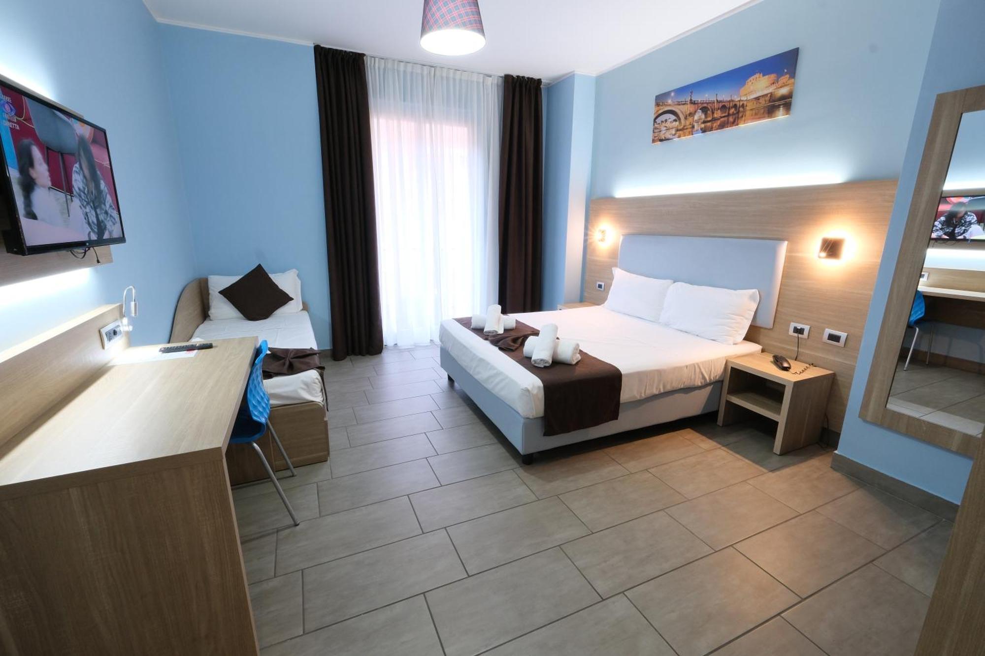 Hotel Giacosa Milan Bagian luar foto